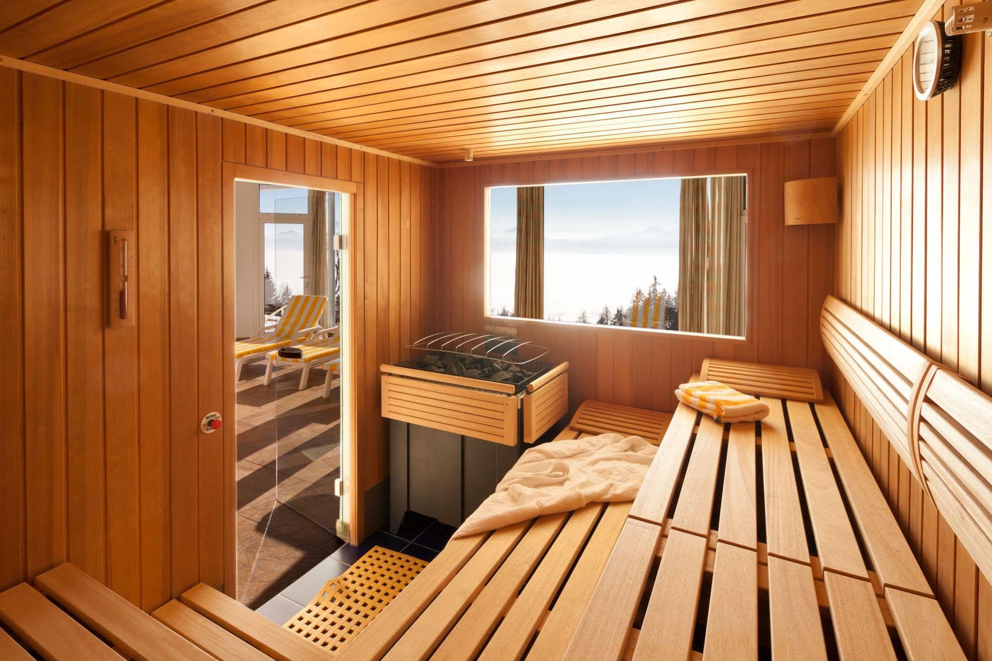 Sonnenhotel Zaubek เทรฟเฟน ภายนอก รูปภาพ